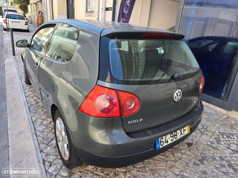 VW Golf 1.6 FSi Sport - 4