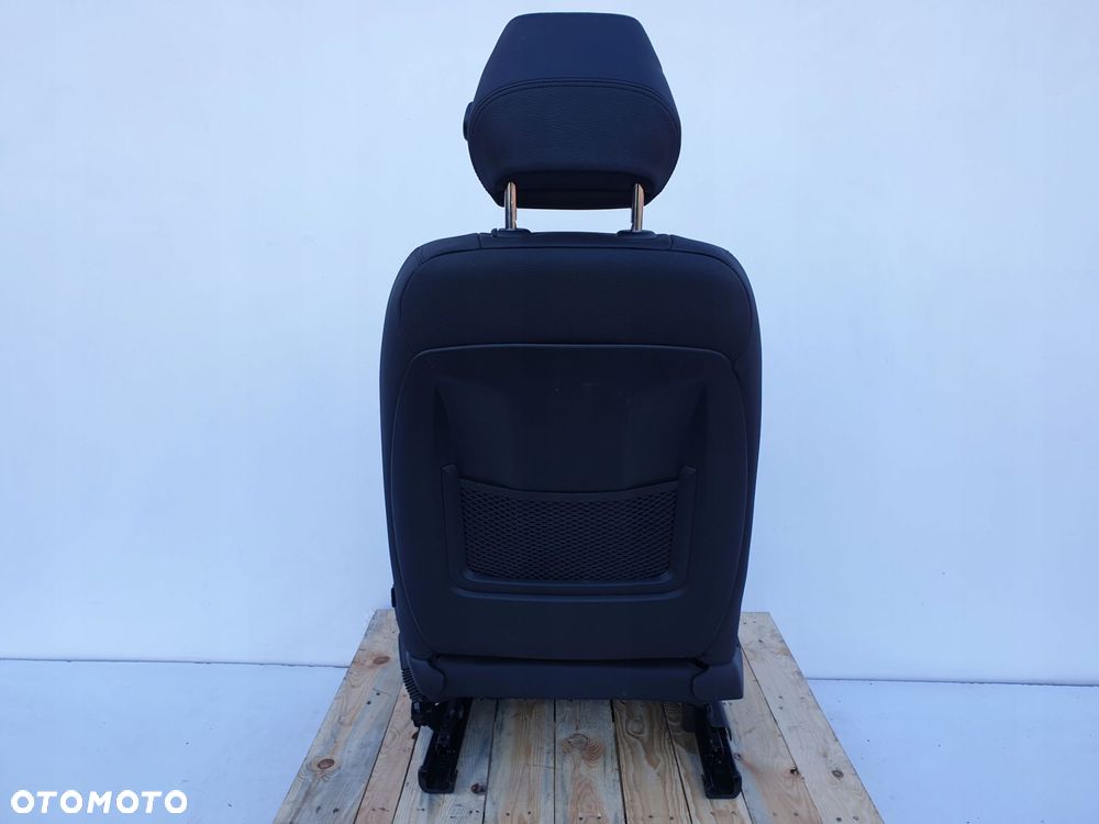 BMW F36 GC GRANCOUPE PRZEDNI FOTEL PRAWY PASAŻERA PRZÓD skóra skórzany EURO - 6