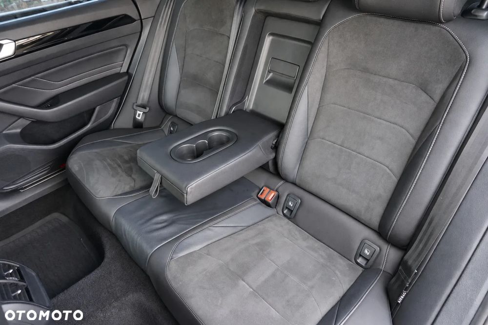 Volkswagen Arteon 2.0 TDI Elegance DSG - 32