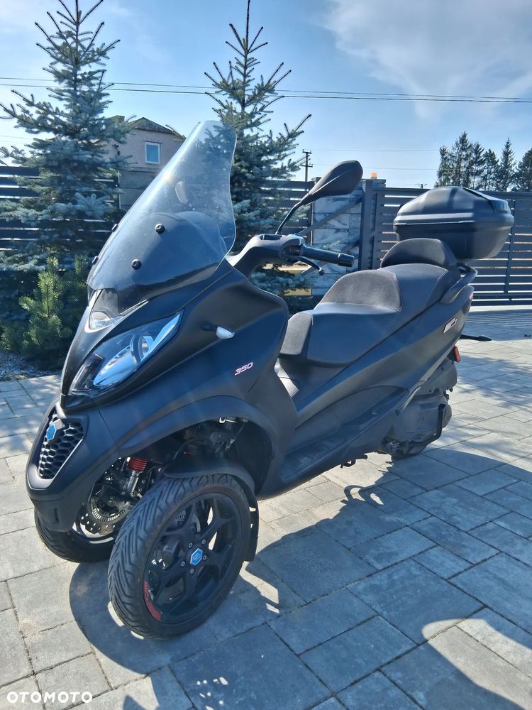 Piaggio MP-3 - 1
