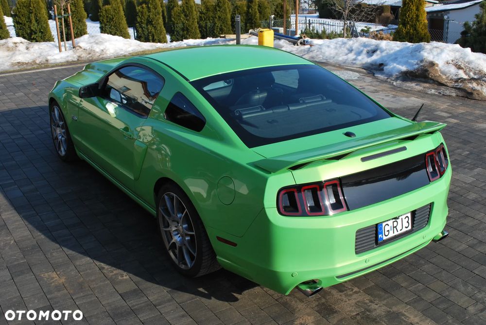 Ford Mustang - 10