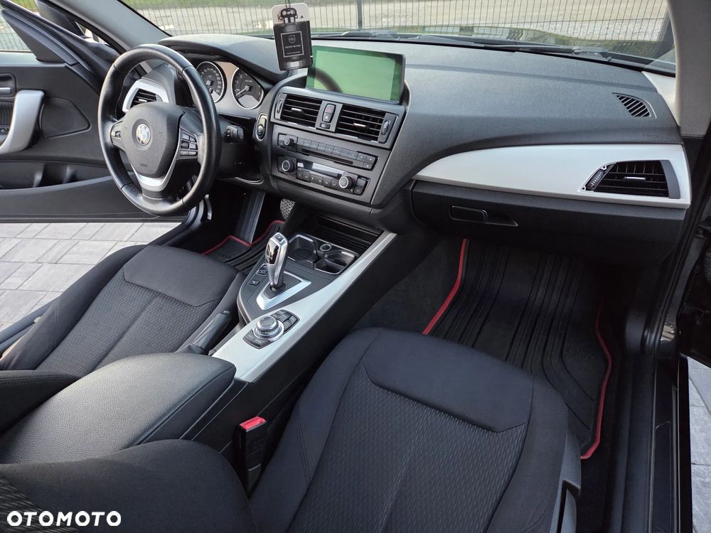 BMW Seria 1 116i Sport Line - 23