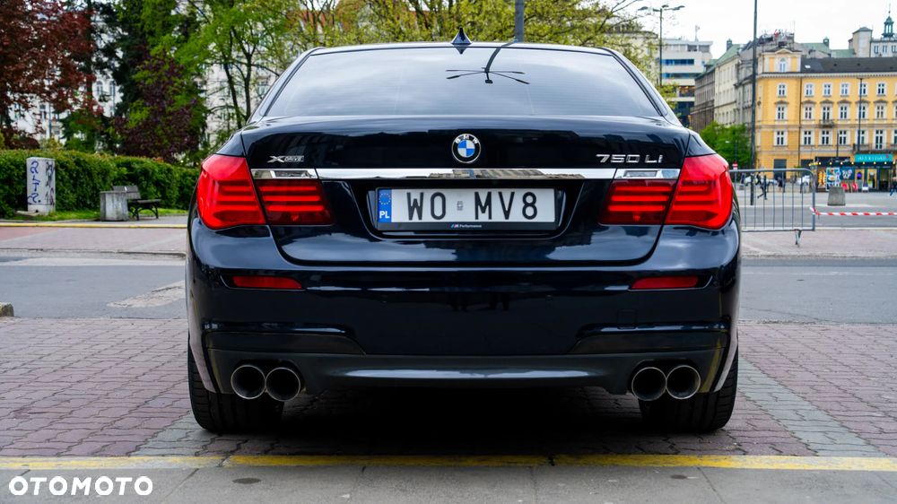 BMW Seria 7 750Li xDrive - 3