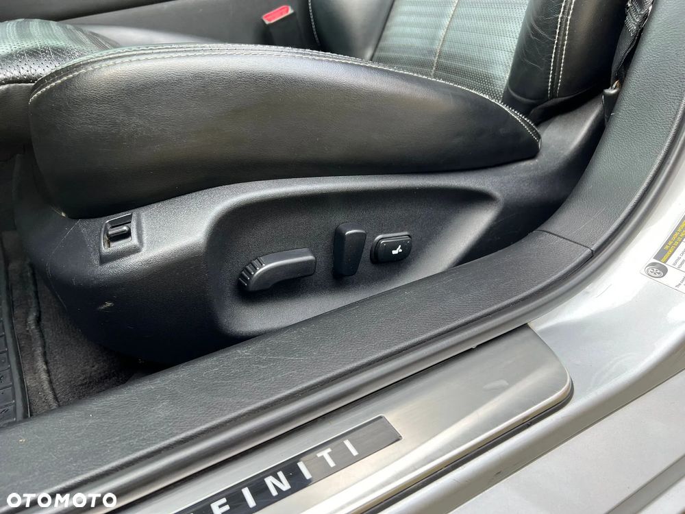 Infiniti Q50 - 11