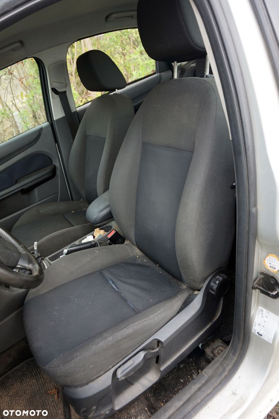 FORD FOCUS II MK2 5D HB O3 1.6 16V KM SREBRNY na części - 10