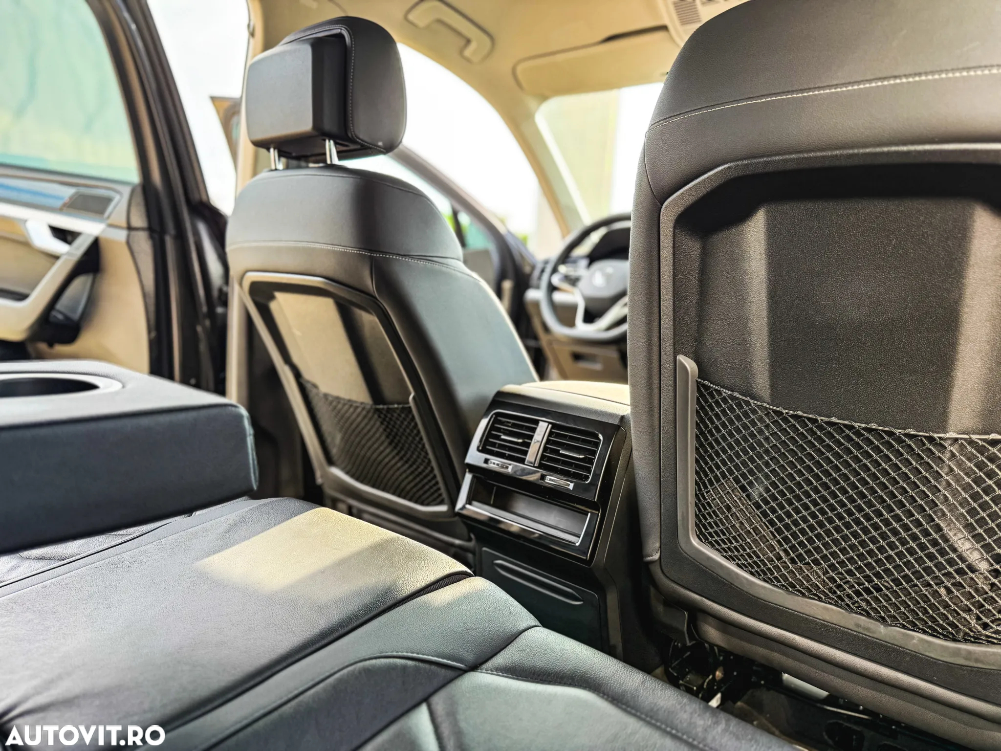Volkswagen Touareg V6 TDI Style - 27