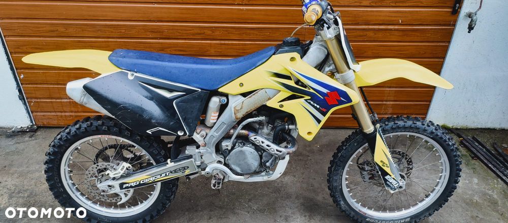 Suzuki RM-Z - 1