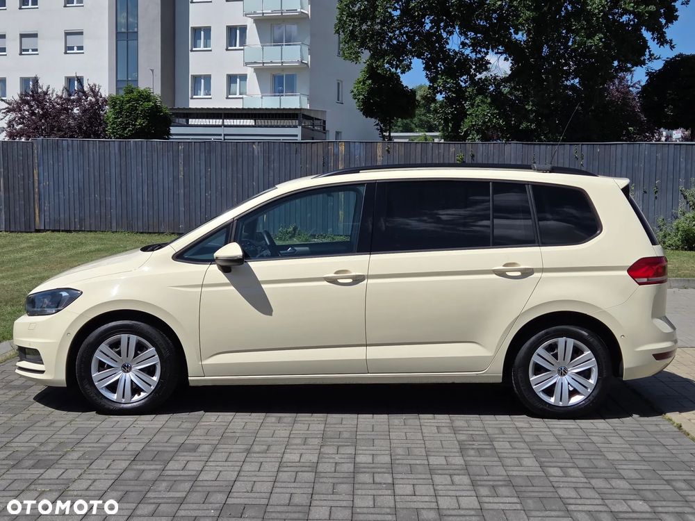 Volkswagen Touran 2.0 TDI SCR DSG Trendline - 2