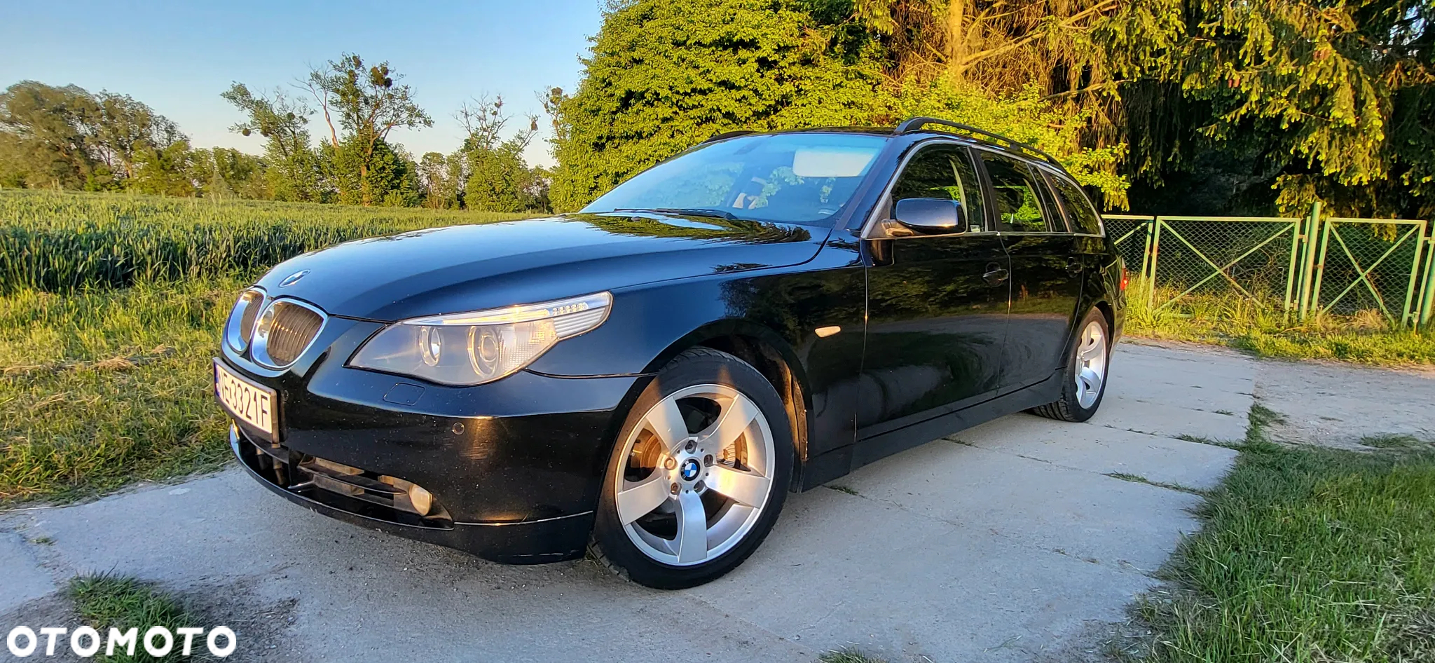 BMW Seria 5 525i Touring - 2