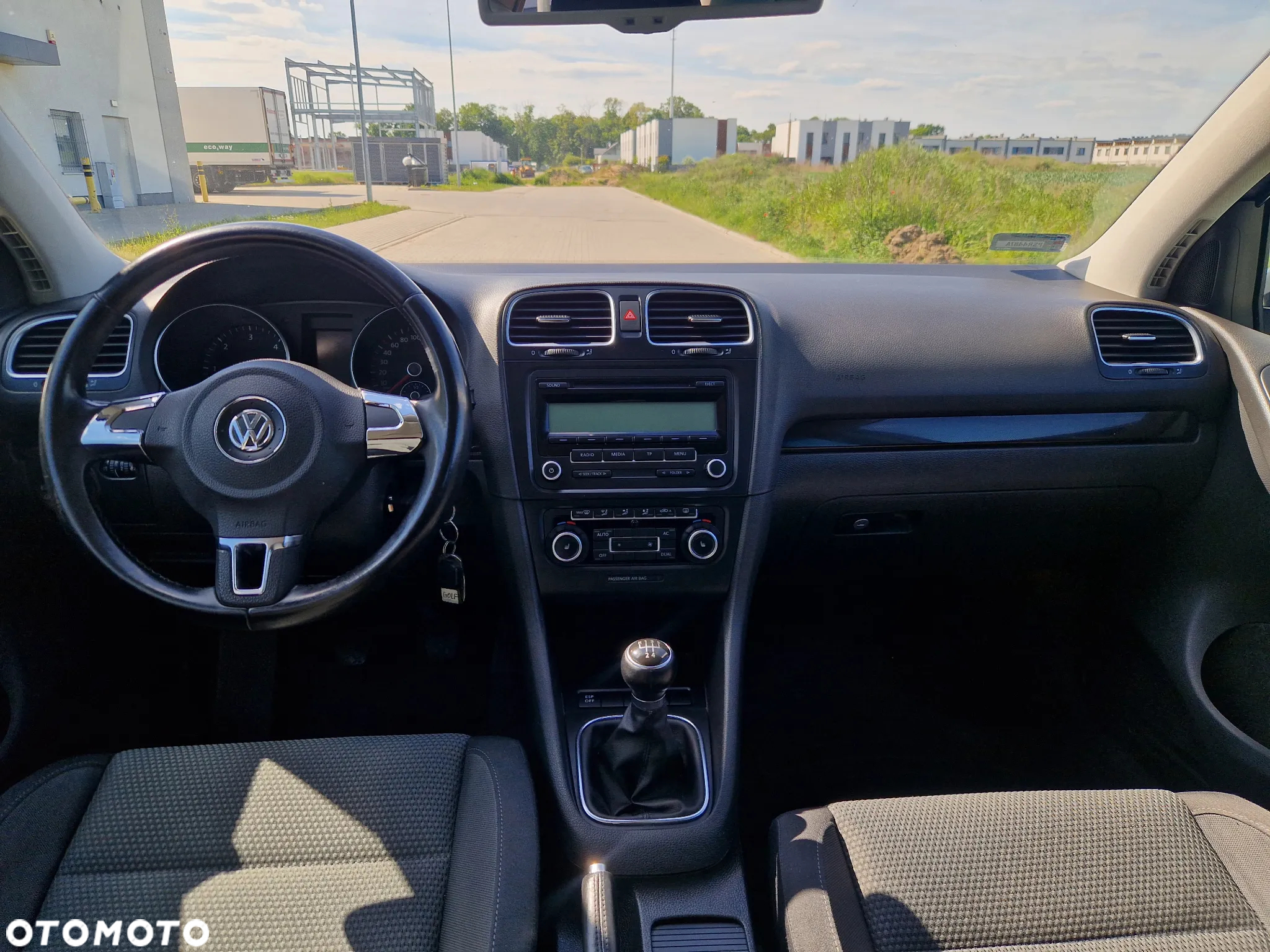 Volkswagen Golf VI 2.0 TDI Comfortline - 14