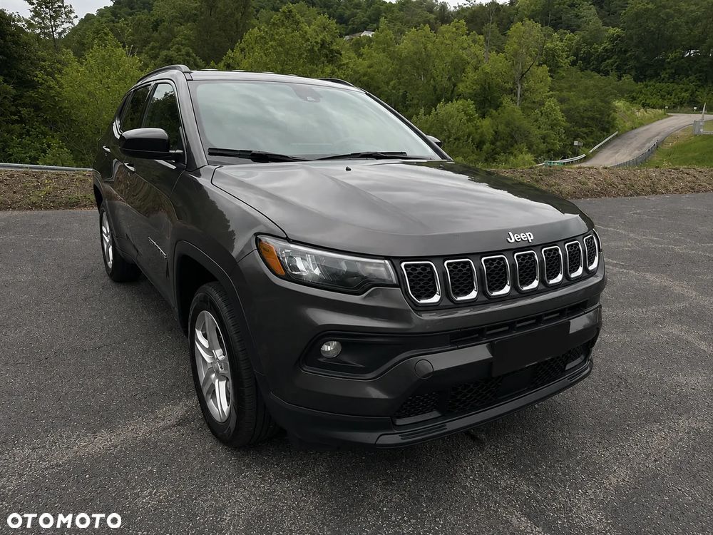 Jeep Compass - 1