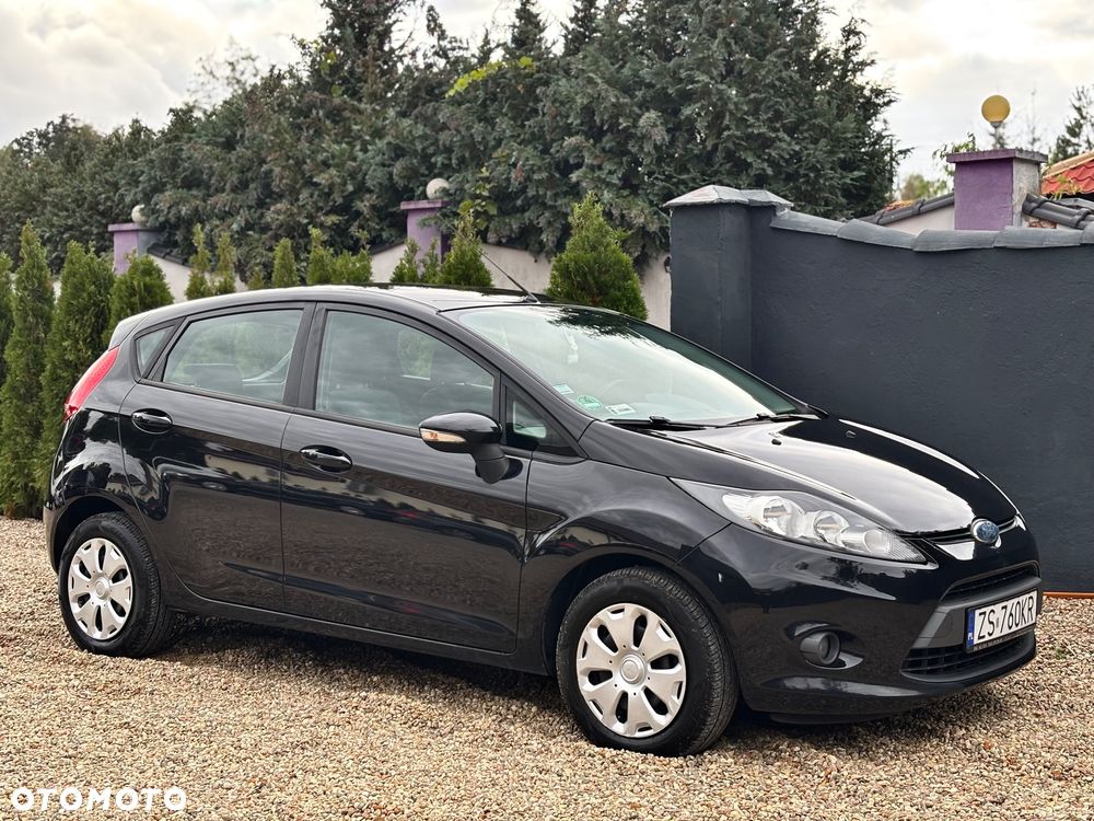 Ford Fiesta 1.25 Celebration - 8