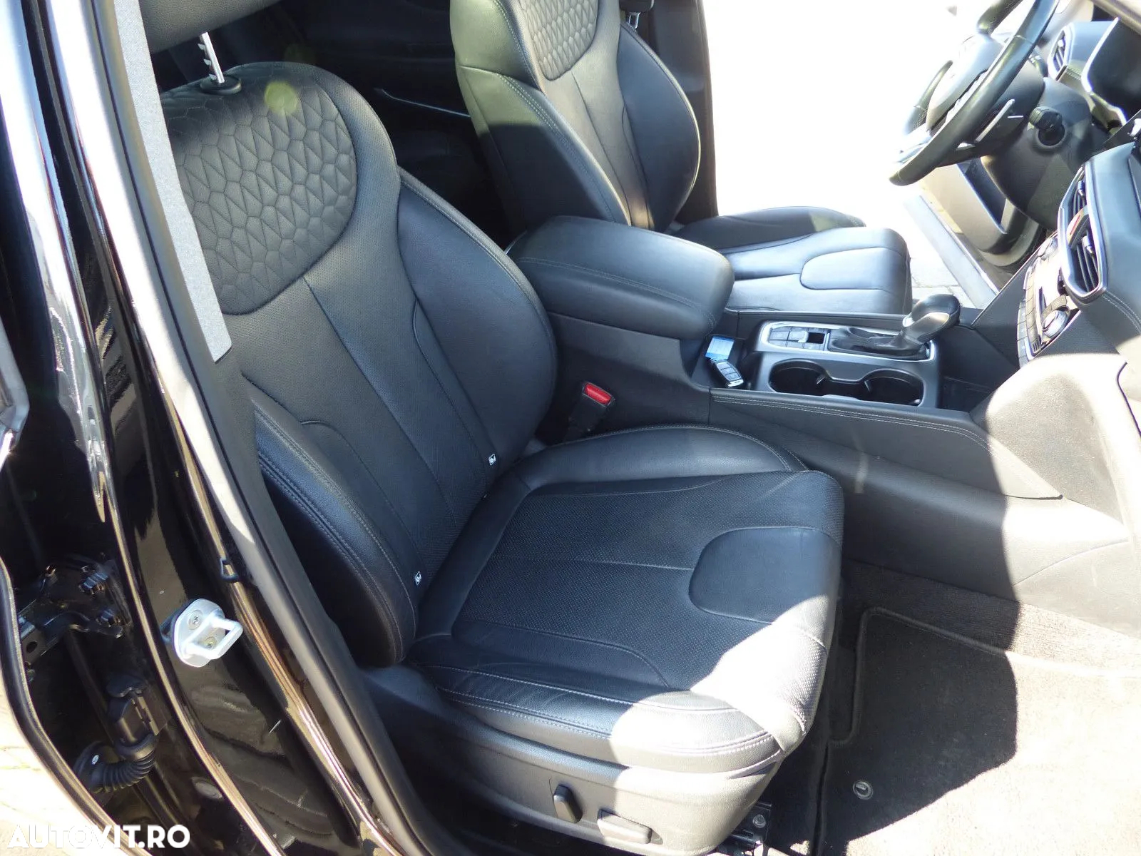 Hyundai Santa Fe 2.2 CRDi 4WD Automatik Premium - 9