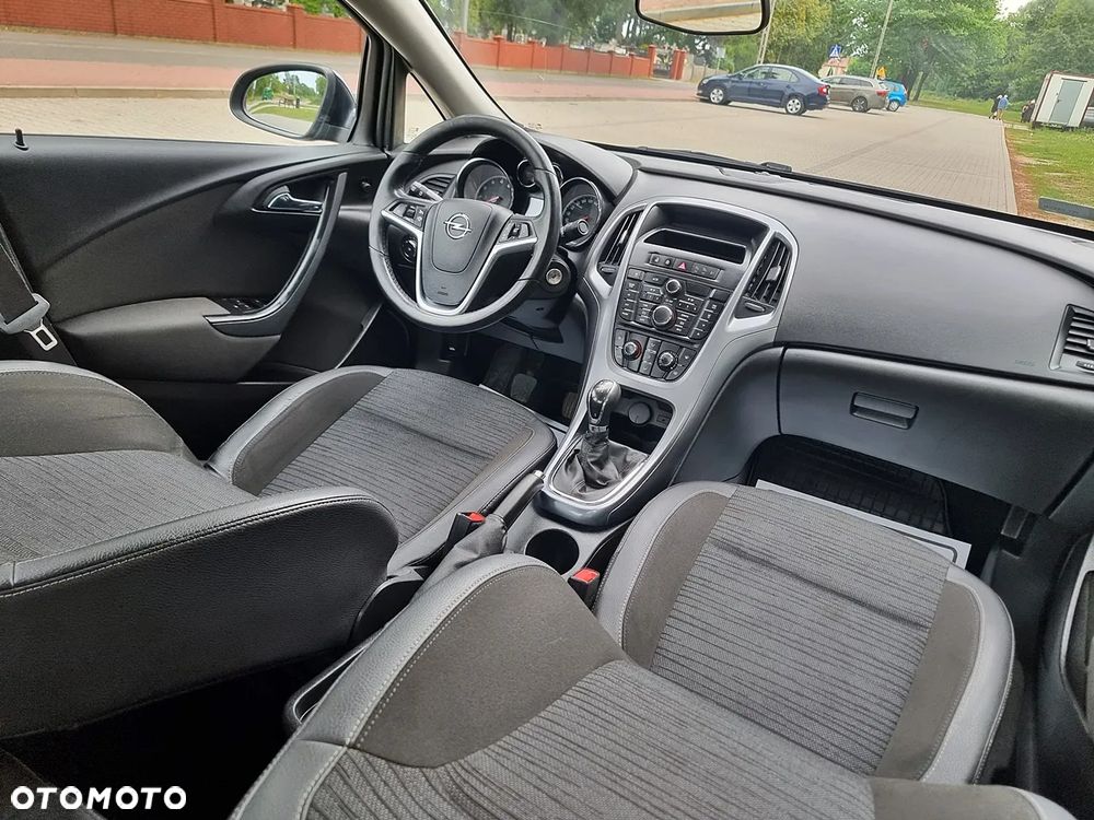 Opel Astra 1.6 Active - 11