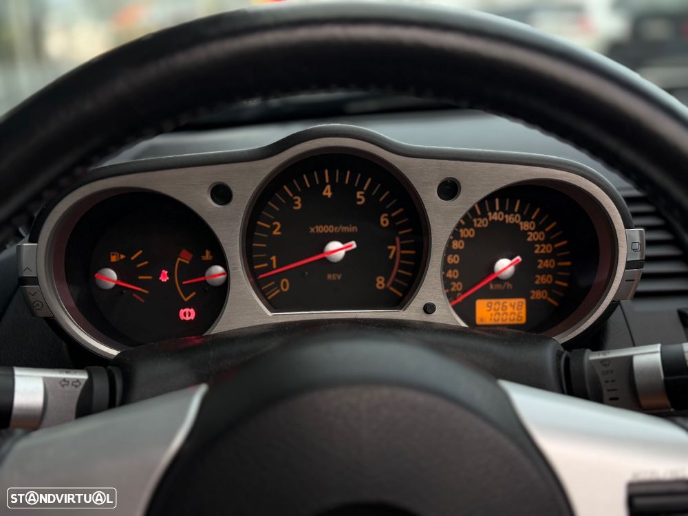 Nissan 350 Z Pack Tape Laranja+Navegador - 18