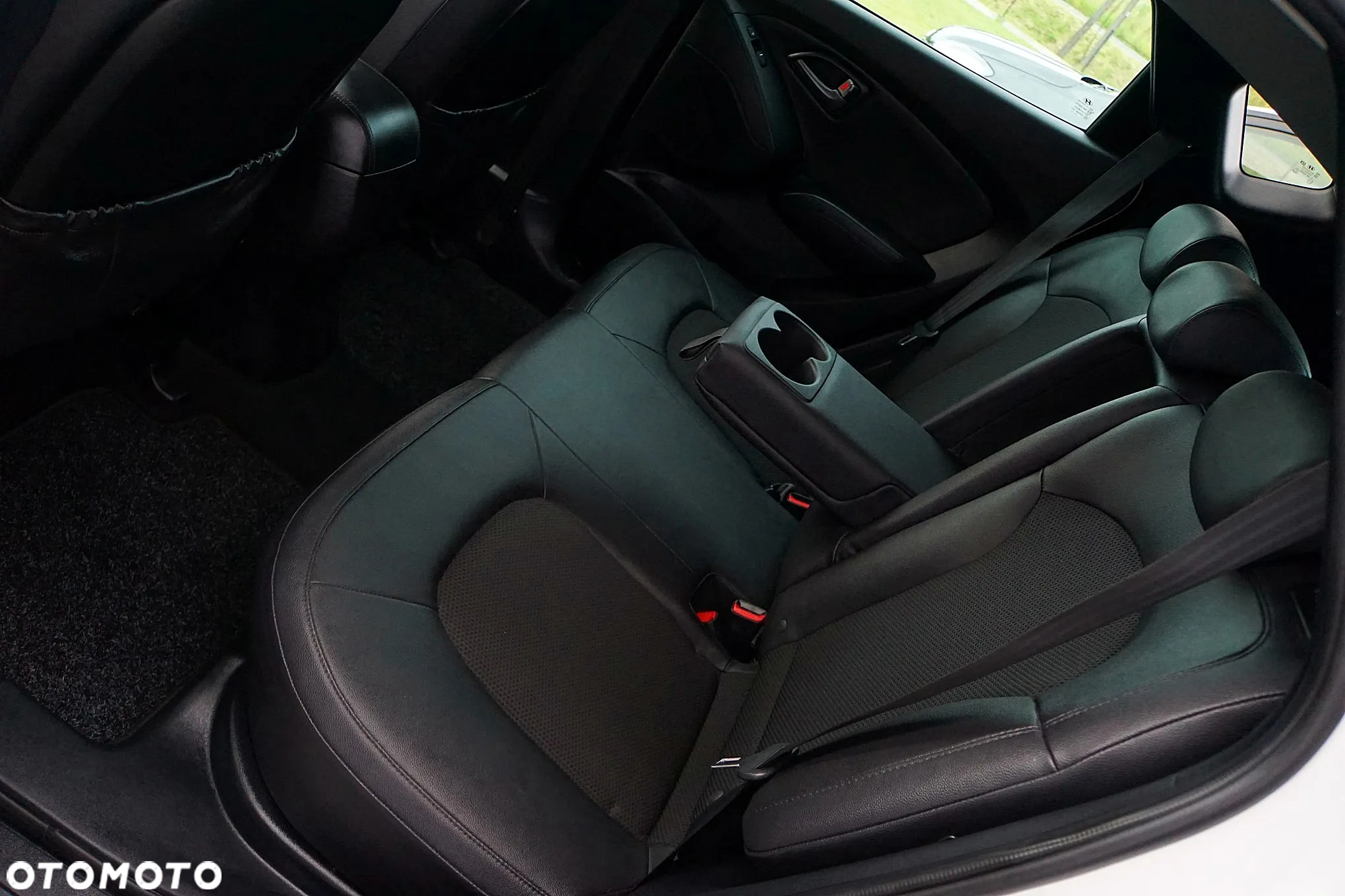 Hyundai ix35 1.6 2WD Fifa World Cup Edition - 29