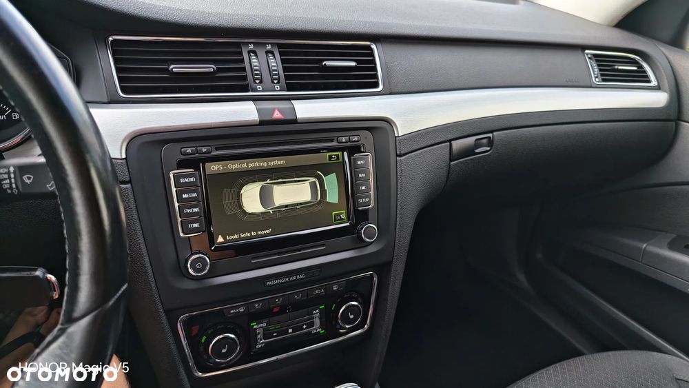 Skoda Superb 2.0 TDI Elegance DSG - 36