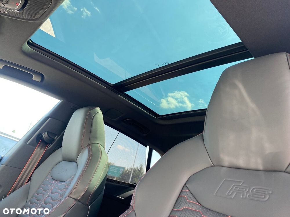Audi RS Q8 - 22