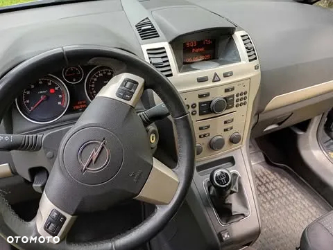 Opel Zafira 1.8 - 7