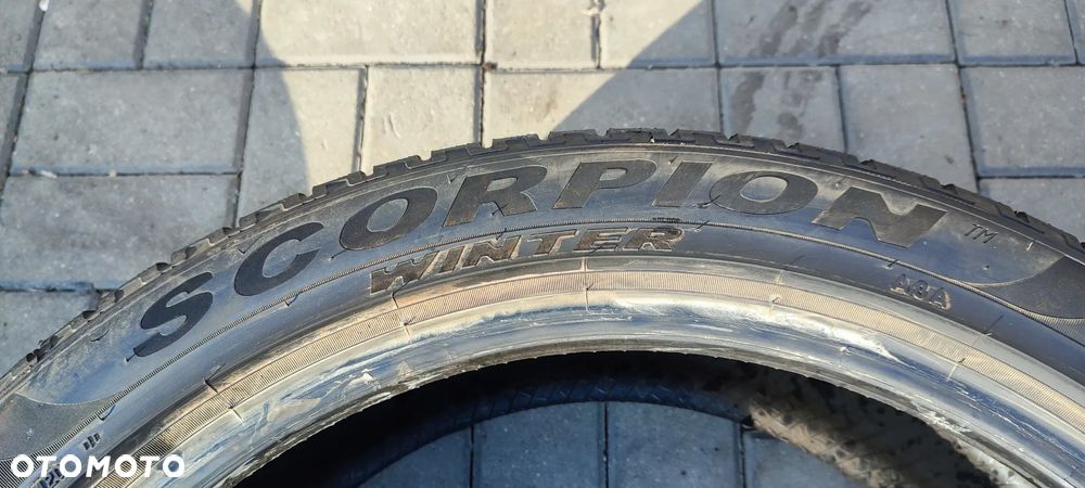 OPONY ZIMOWE 285/40R22 110V PIRELLI SCORPION WINTER (4420) Zadarty rant ochronny 2 SZTUKI PARA - 5