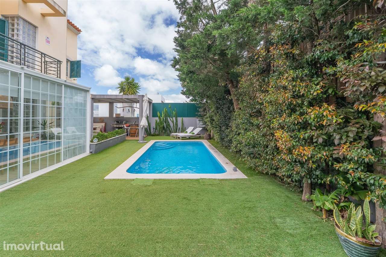 Moradia T4 para arrendar com piscina aquecida em Alcabideche - Grande imagem: 5/51