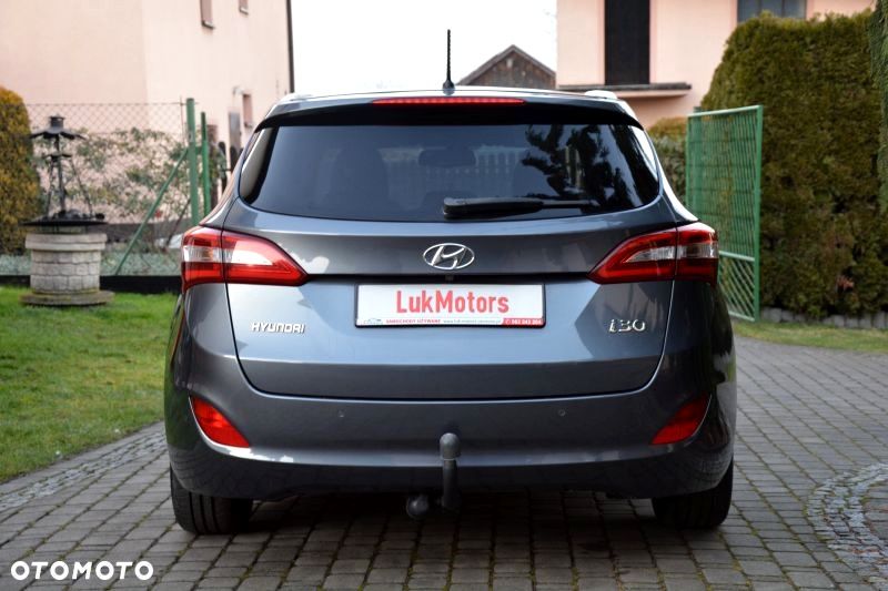 Hyundai i30 1.6 GDI BlueDrive Go - 23