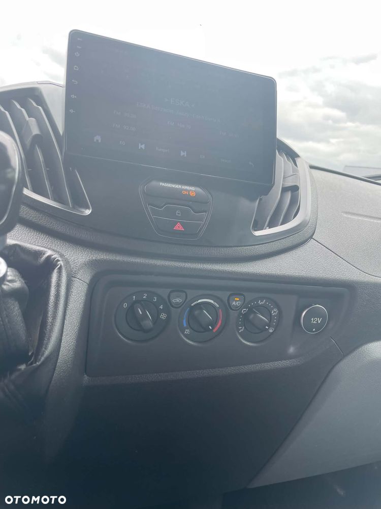 Ford Transit - 4