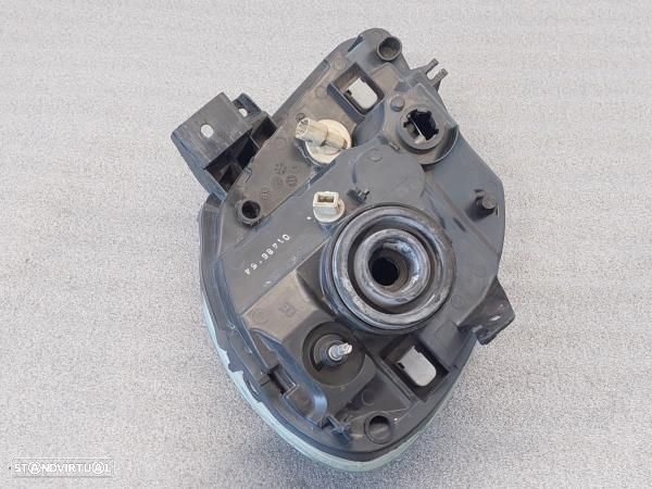 Otica / Farol Dto Renault Kangoo Express (Fc0/1_) - 6