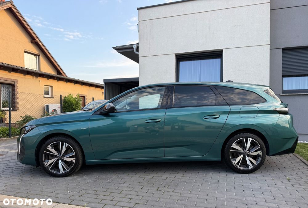 Peugeot 308 1.6 Hybrid PHEV Allure EAT8 - 5