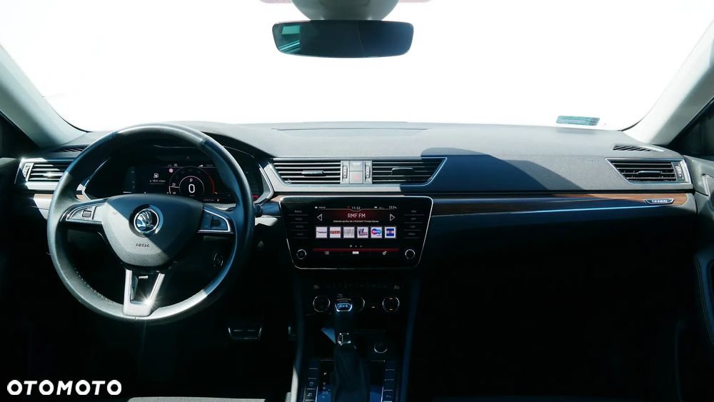 Skoda Superb 2.0 TDI SCR 4x4 Scout DSG - 15