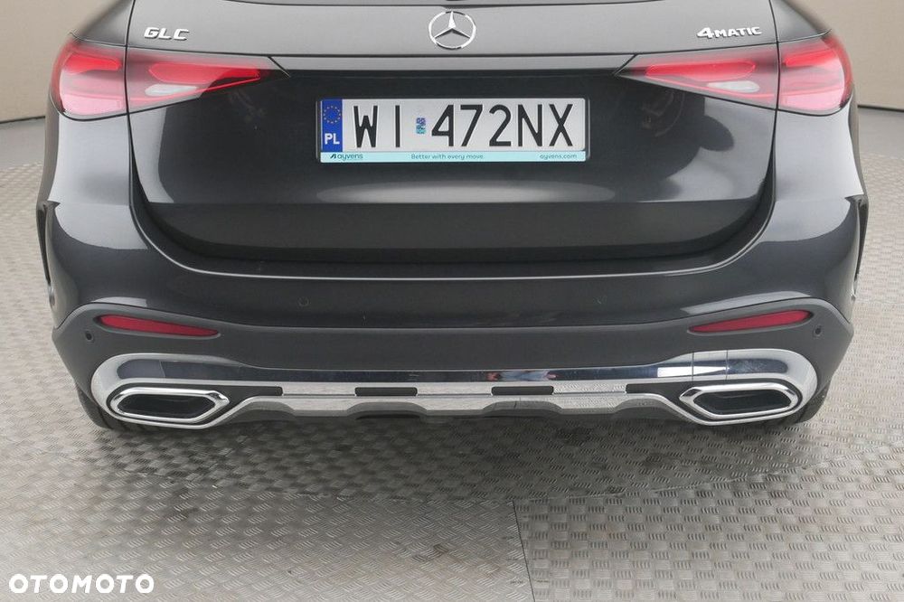 Mercedes-Benz GLC - 39