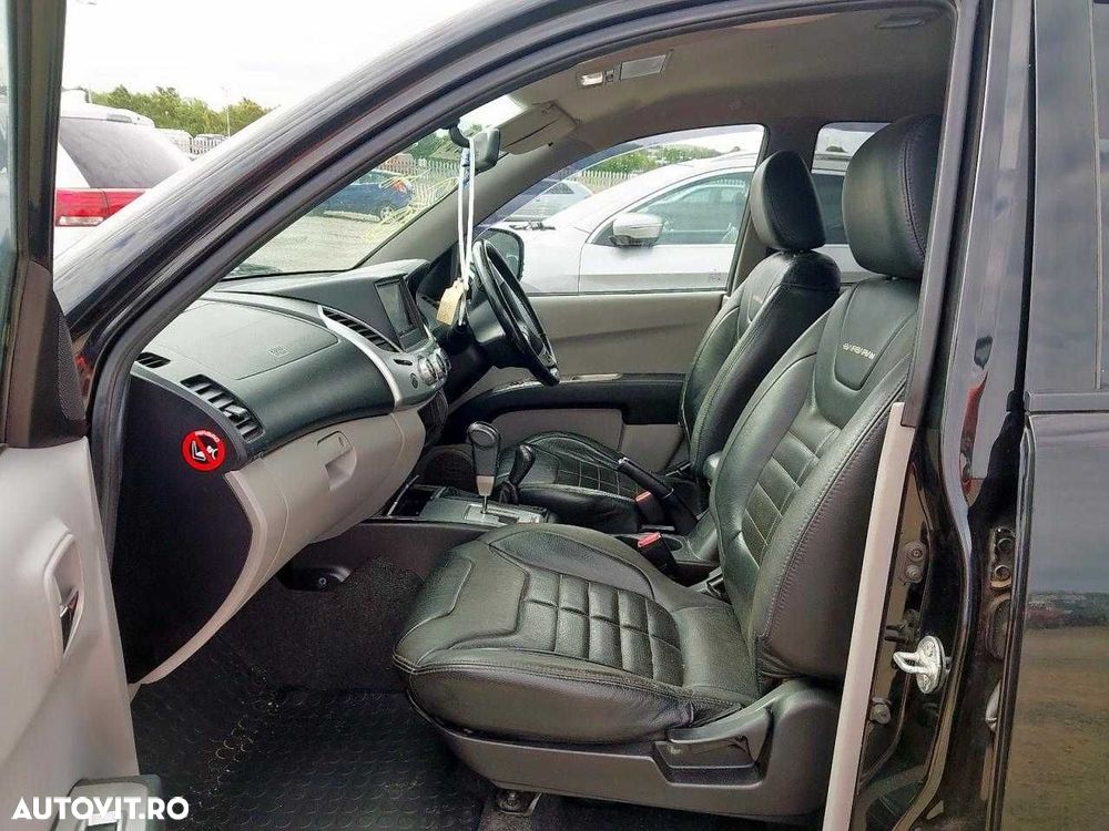 Dezmembrez Mitsubishi L200 2.5 Diesel 2010 - 9