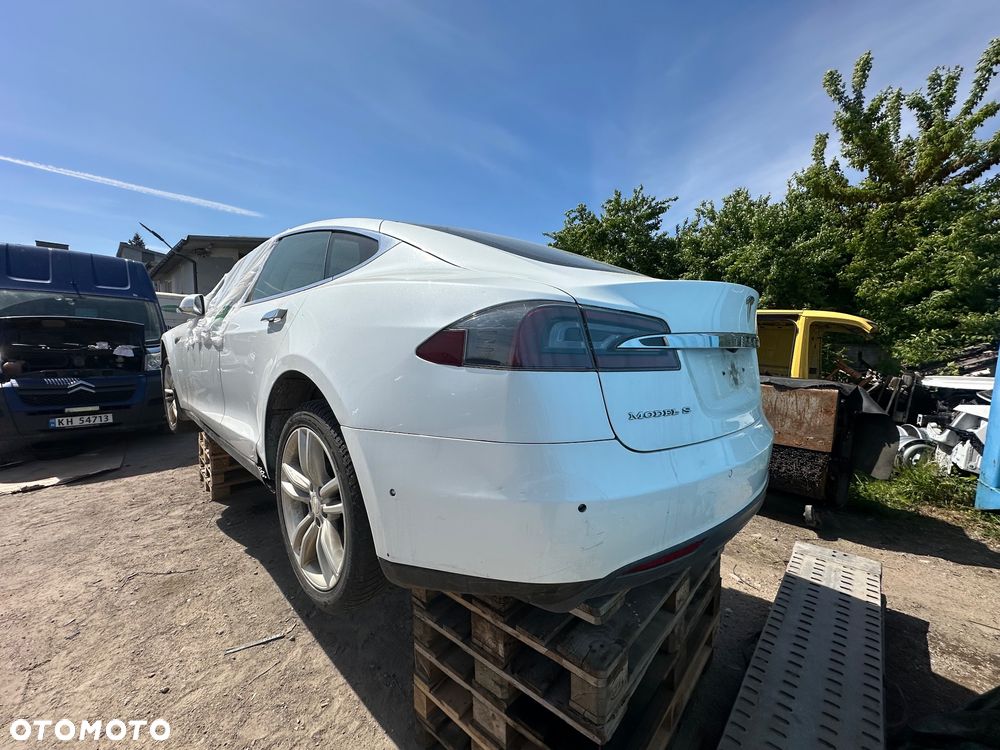 CZĘŚCI TESLA MODEL S 85D PRZED LIFT 2012-2016 - 3