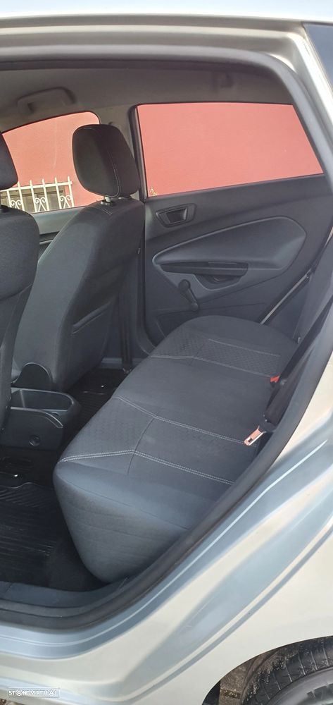 Ford Fiesta 1.6 TDCI Titanium - 6