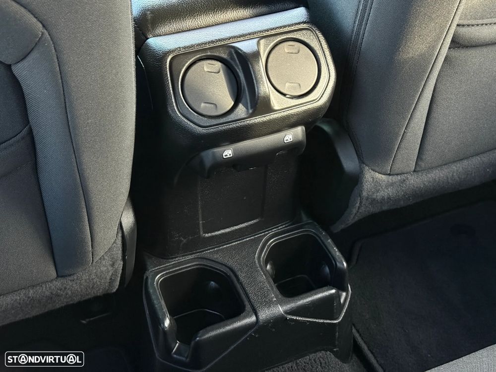 Jeep Gladiator 3.0V6 MultiJet AWD Auto Overland - 23