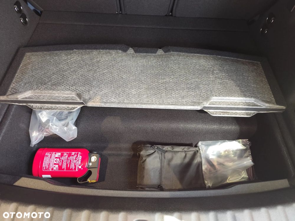 MINI Countryman SE ALL4 66.5kWh Linia Essential - 20