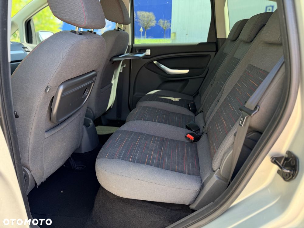 Ford C-MAX 1.8 Gold X - 15