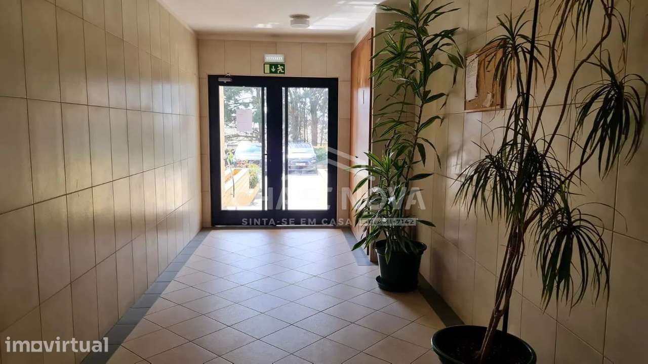Apartamento T2 C/Terraço e Lugar de Garagem | Arcozelo - Grande imagem: 3/12