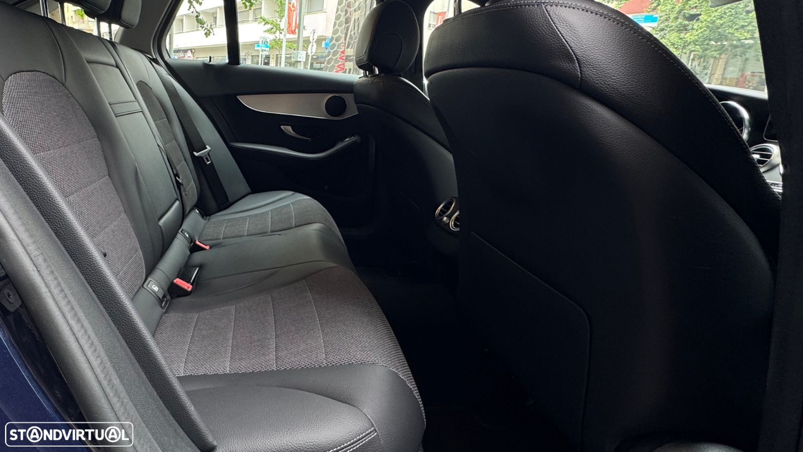 Mercedes-Benz C 300 de Avantgarde - 14