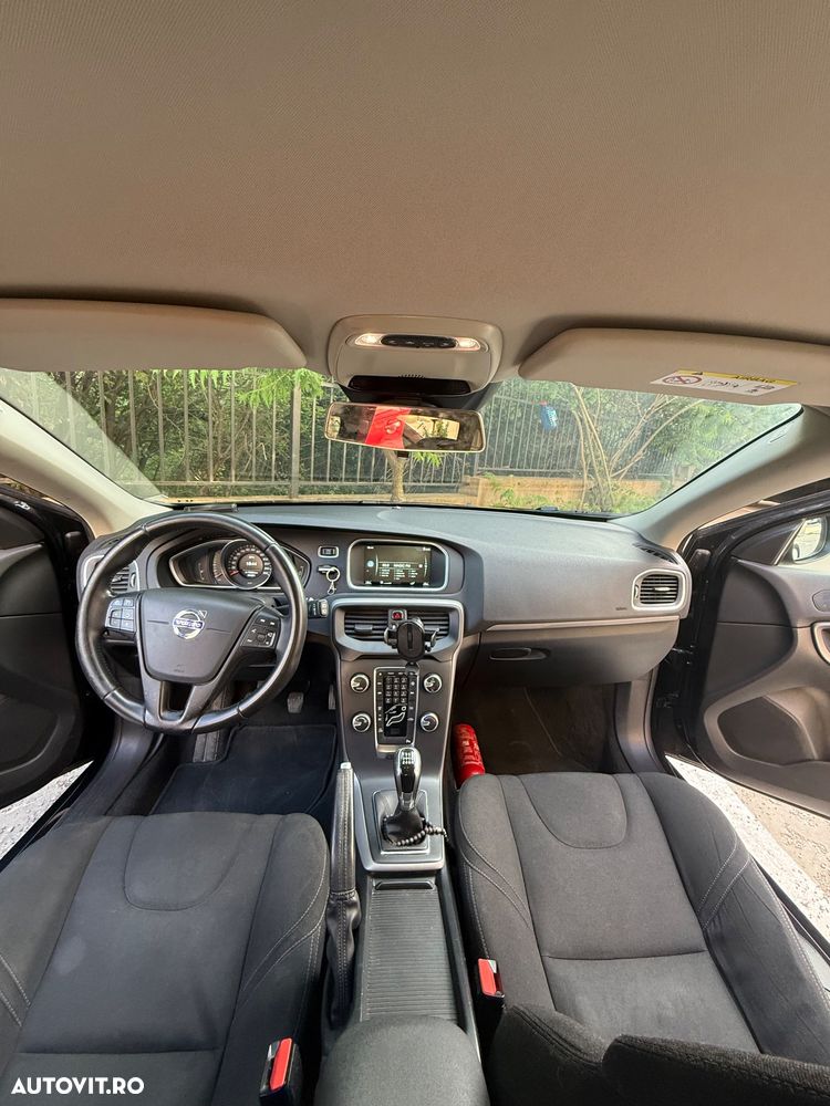 Volvo V40 D2 Basic - 8