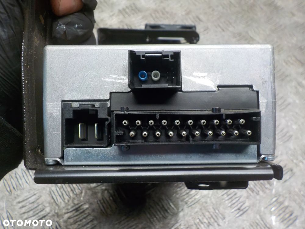 BMW 5 F10 WZMACNIACZ HARMAN BECKER 9234085 - 3