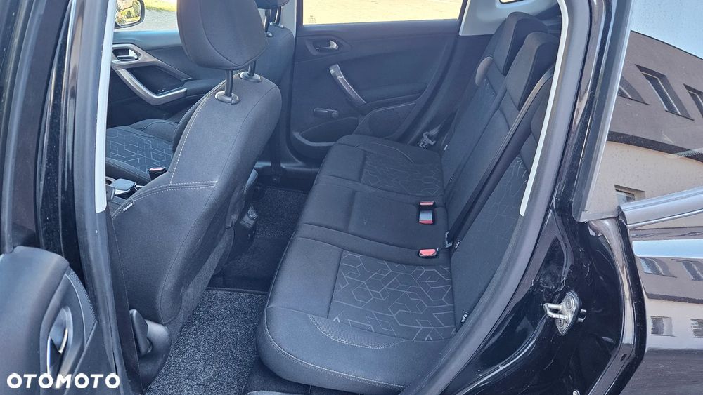 Peugeot 2008 1.2 Pure Tech Style - 8