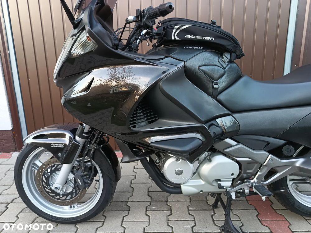 Honda Deauville - 24