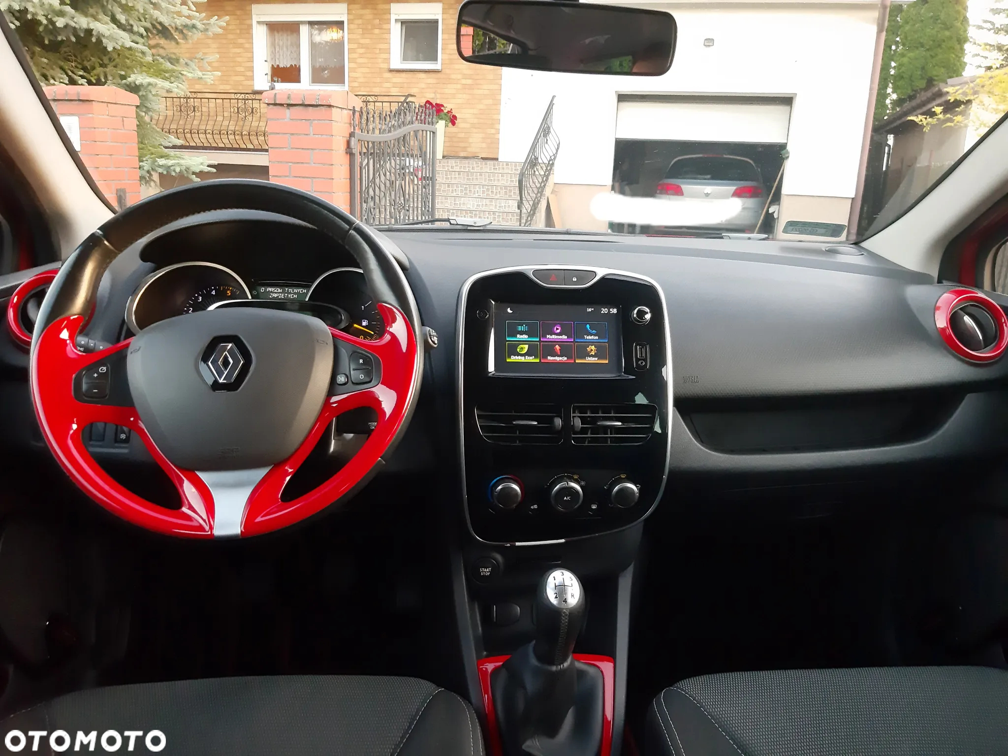 Renault Clio - 16