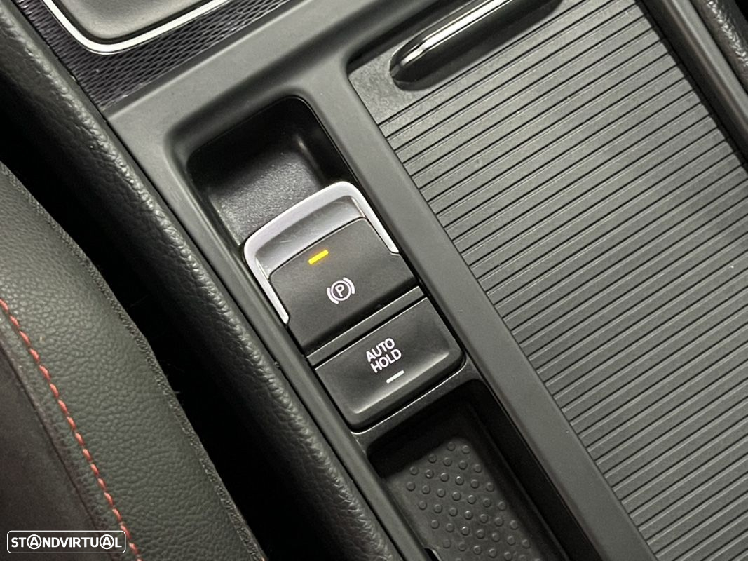 VW Golf 2.0 TSi GTi DSG Performance - 11