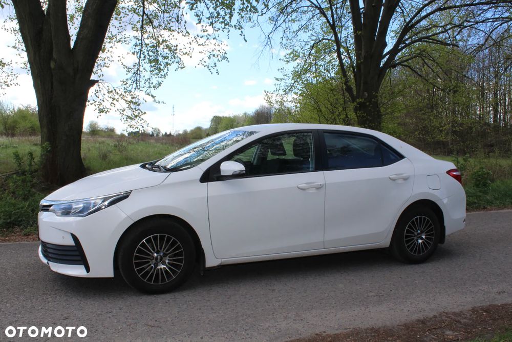 Toyota Corolla 1.6 Active - 4