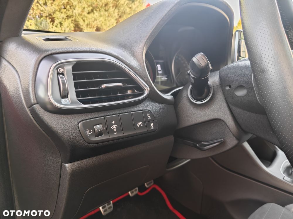 Hyundai i30 1.4 T-GDI N-Line - 29
