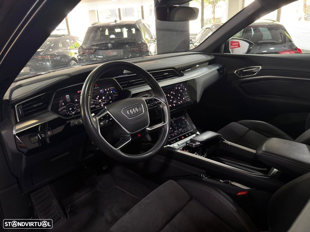Audi e-tron 50 quattro S line - 11