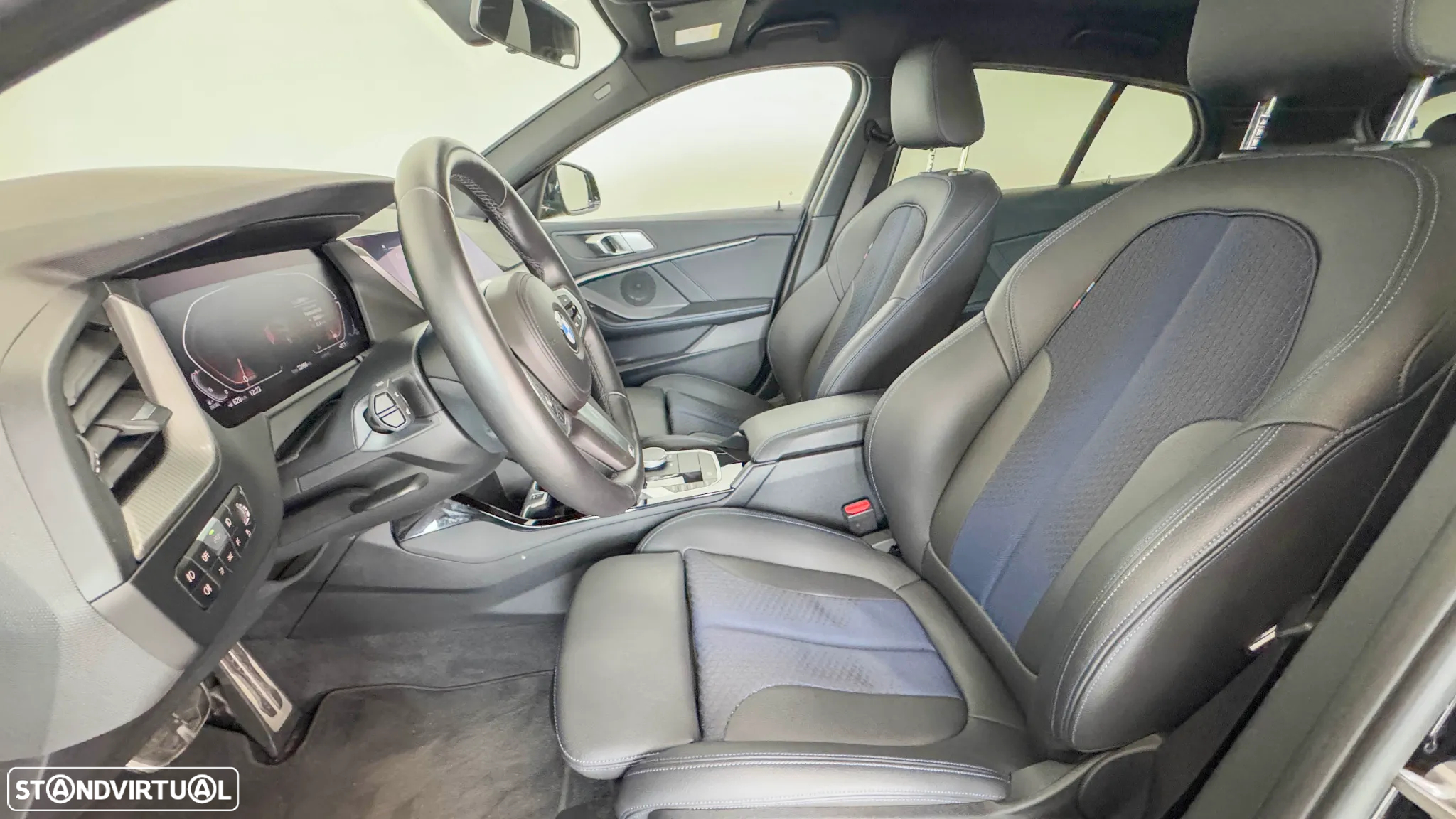 BMW 116 d Pack Desportivo M Auto - 9