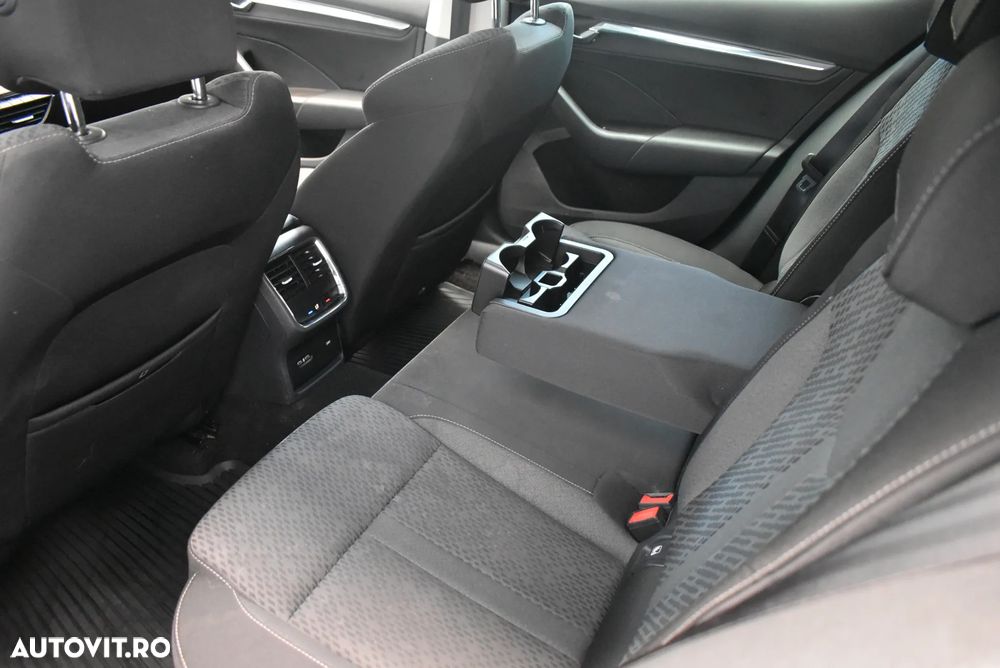 Skoda Octavia 1.5 TSI DSG Mild Hybrid Style - 21